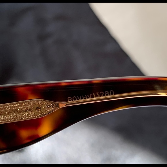 Gucci oversized square sunglasses! - Picture 12 of 16